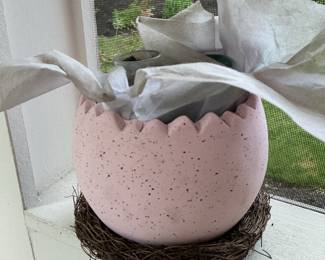 Decorative Lantern with Starfish and Pink Speckled Egg Planter with Nest