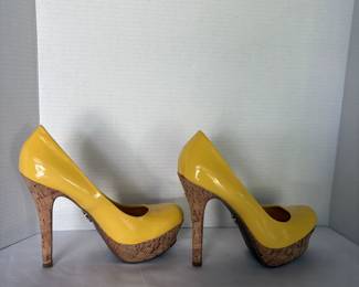 Jennifer Lopez Patent Leather Platform Heels Size 7.5