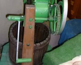 CIDER WINE PRESS