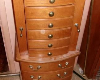 JEWELRY CHEST