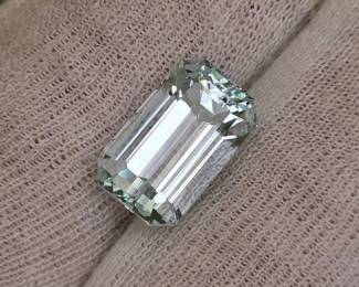 7.75 Carats Natural Aquamarine (Modified Emerald Cut)