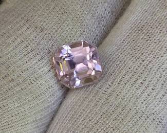 3.80 Carat Natural Kunzite - Bubblegum Pink