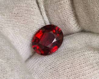 4.67 Carats Natural Mozambique Garnet (Round Cut)