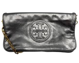 Tory Burch Metallic Leather Reva Clutch with Chain Strap in Silver