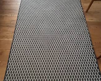 Room Essentials Diamond Pattern Area Rug