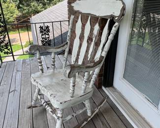 Farmhouse Style Spindle Back Rocking Chair