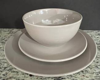 Tabletops Gallery Stoneware Dinnerware