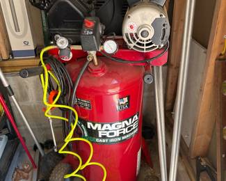 Magna Force 20 Gallon Air Compressor 