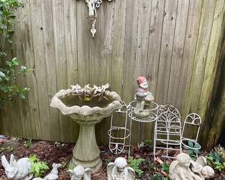 Bird Bath Angel Friends