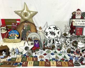 Christmas Decor Dishes