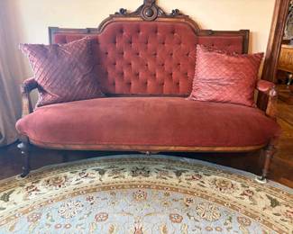 TA149Settee Renaissance Revival, Walnut, Circa 1860 est $2,000