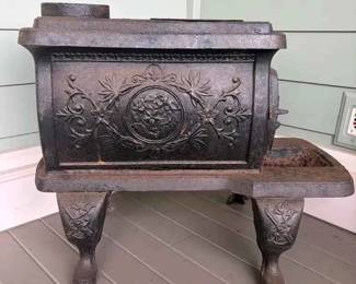 TA102antique cast iron parlor stove