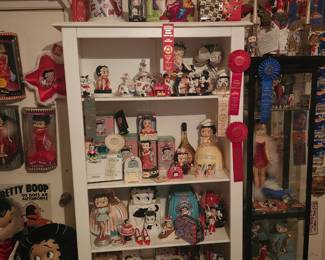 Vintage Betty Boop Danbury Mint, Cookie Jars, Salt and Pepper Shakers, Coca-Cola, Christmas