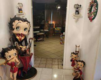 Multiple Vintage Betty Boop King Features Statues, Umbrella holder, Candle holder, Server, Trinket holder