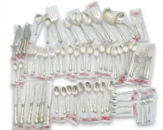 Lot 470: Reed & Barton "Tara" Sterling Silver Flatware, 70 Pieces