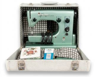 Lot 323A: Viking Husqvarna Type 19E Special Sewing Machine