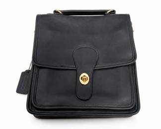 Lot 385: Coach Station Bag #5130 in Black Leather