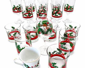 Lot 396: Christmas Holly & Berry Glassware Group
