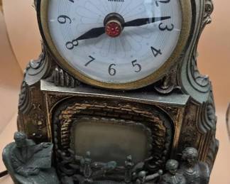 004 Vintage United Clock Corp. Model No. 422