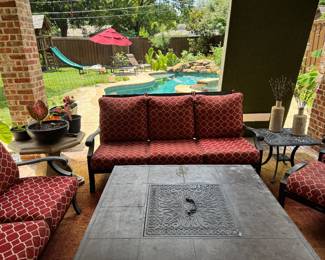 https://www.sunnylandfurniture.com/b/Mallin/13/Anthem/40