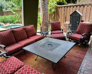 https://www.sunnylandfurniture.com/b/Mallin/13/Anthem/40