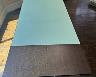 AllModern Dining Table - frosted glass / extendable