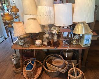 Variety of lamps and baskets