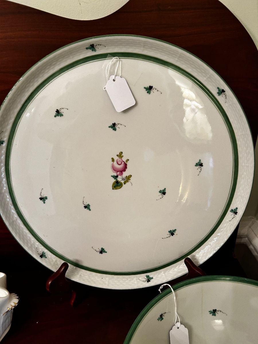 HEREND VIENNA ROSE PLATTER.