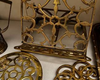 BRASS COOKBOOK STAND.
