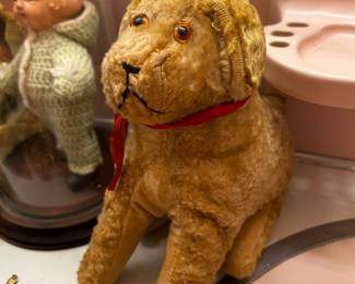 ANTIQUE STUFFED DOG.