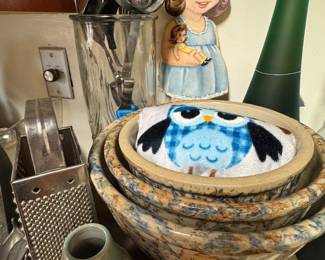 Blue Spongeware Mixing Bowls, Studio Pottery Vase, Vintage Kitchen Utensils & Country Kitchen Décor Collection