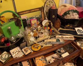 Vintage purses, vanity, accessories, Antique hats, Dobbs, loose Jewlery