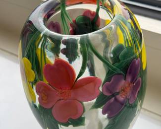 Steven Lundberg Signed Floral Art Glass Vase, 2000