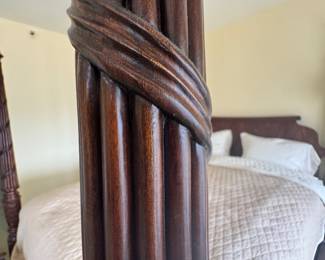 Henredon Aston Court Mahogany Four Poster Bed