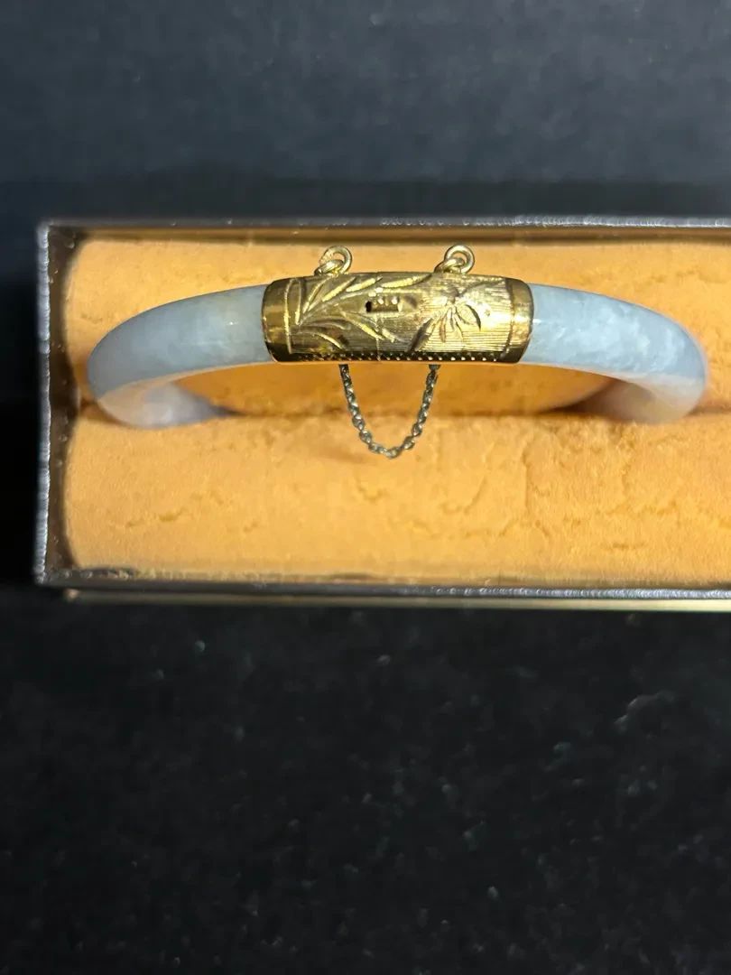  001 White Jade Bracelet with 18k Gold