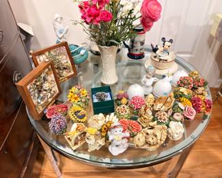 Capodimonte porcelain flowers, Disney music box, figurines