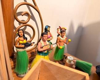 Vintage hula girl bobble figurines, tiki barware