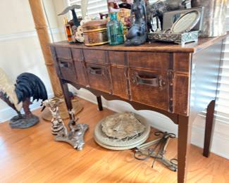 Leather drawer console table, rooster statue, assorted decor