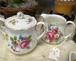 Porcelain sugar and creamer set with floral pattern
