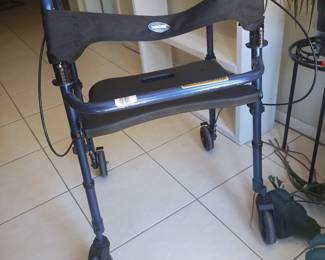 Walker with seat