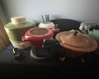 Various fondue pots
