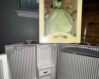 Scarlet O’Hara doll with inside of Gone With the Wind trunk