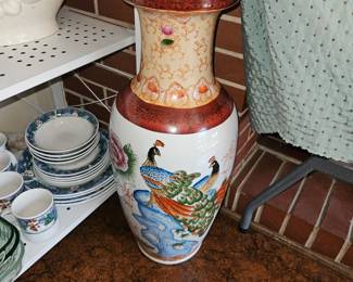 Large Oriental vase