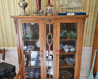 Antique Oak China Cabinet with Aladdin Lamp on Top