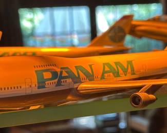 a Herpa 1:250 scale snap-fit model of a Pan Am Boeing 747-100.