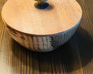 Wood lidded dish