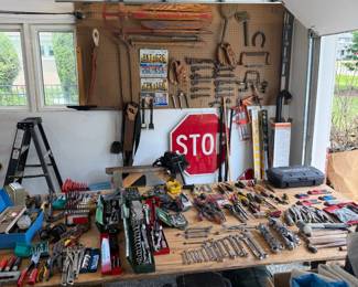 Tools and signs 