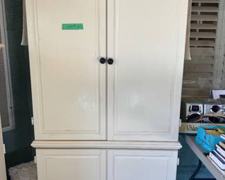 Large tv cabinet 