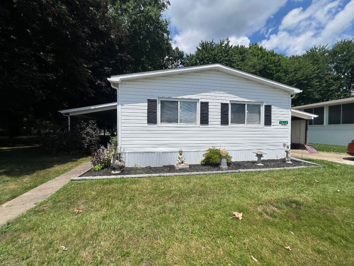 Mobile Home For Sale