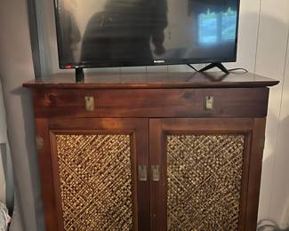 Pier 1 Furniture and TV